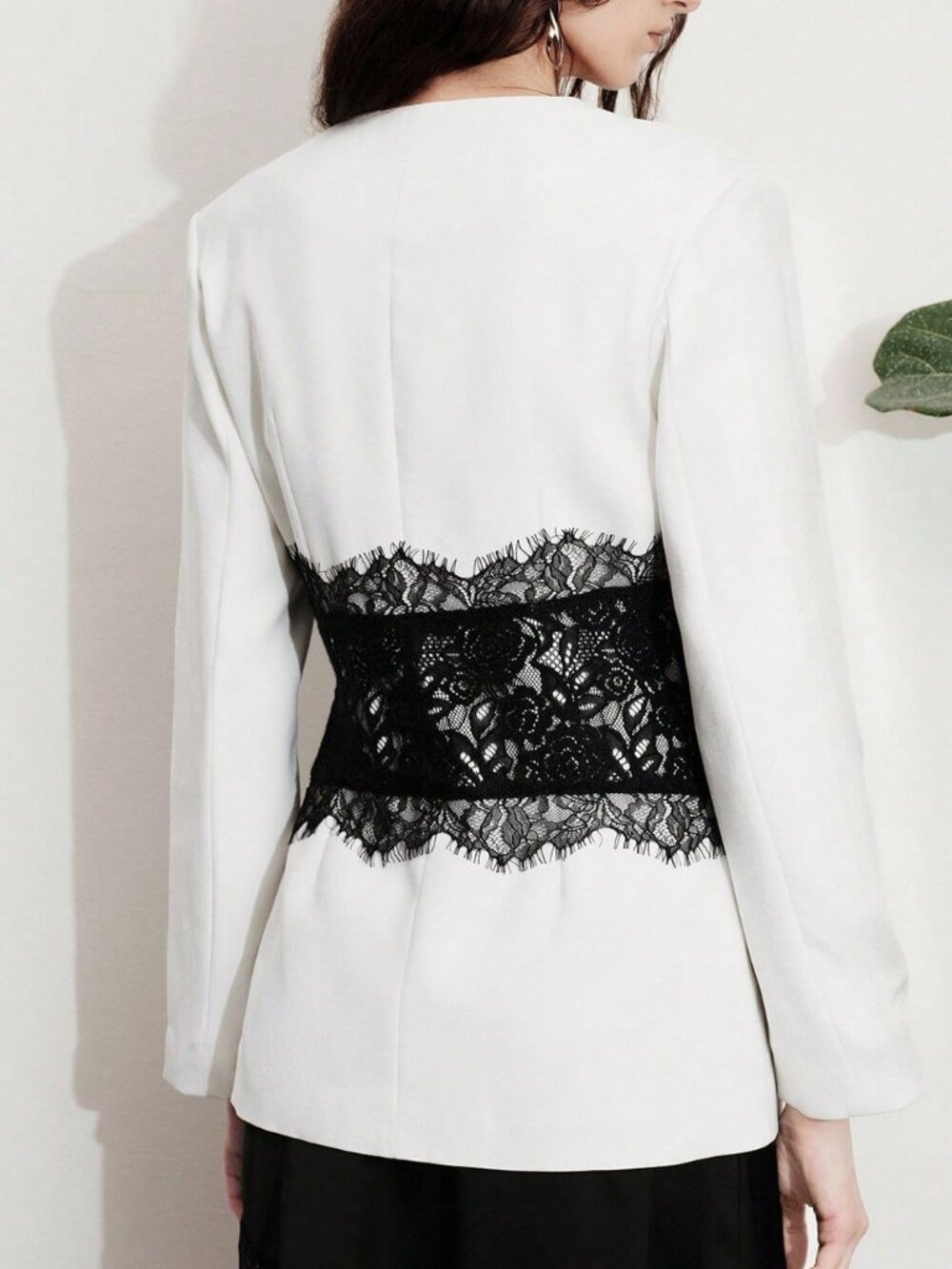 Black And White Elegant Women's Lace Patchwork V-Neck Fitted Blazer Jacket - Picture 6 of 8